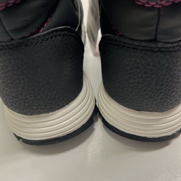 Wonder Nation Black White & Pink Skid Resistant Temperature Rated Winter Boots-8 - Picture 11 of 11